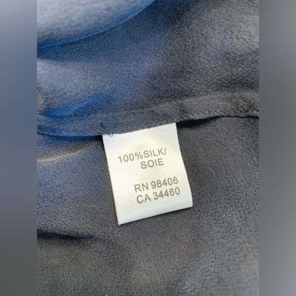 THEORY 💯 silk sheer blouse - Picture 8 of 9